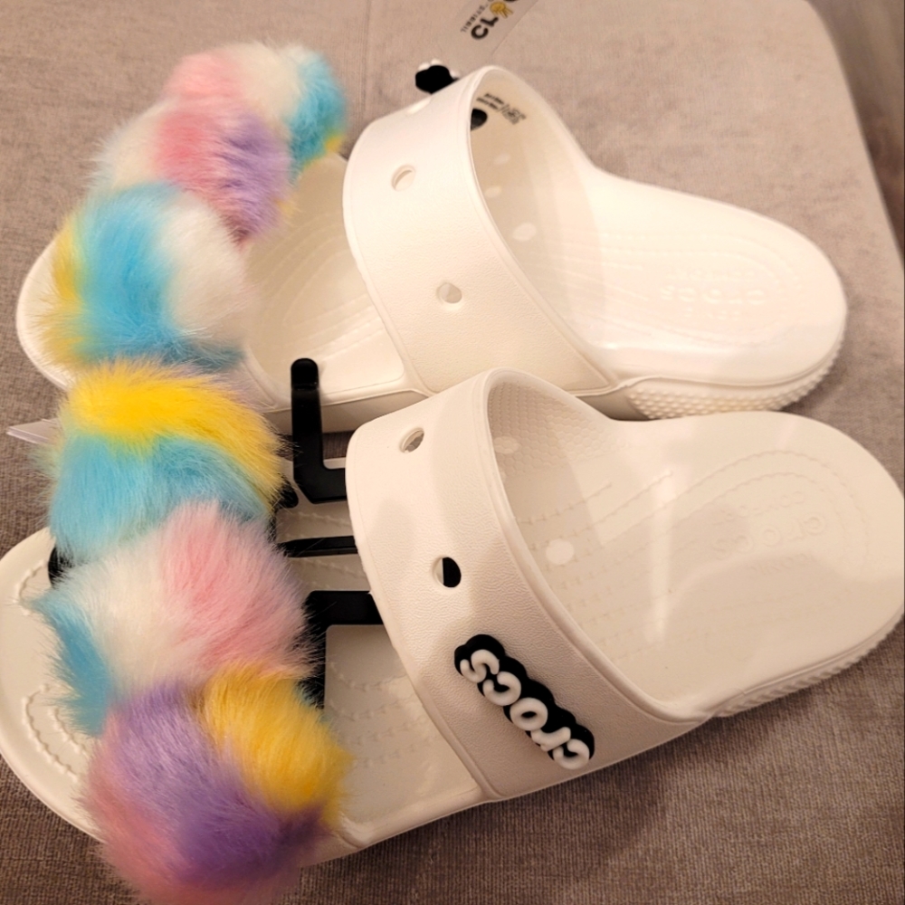 Crocs classic fursure sandals